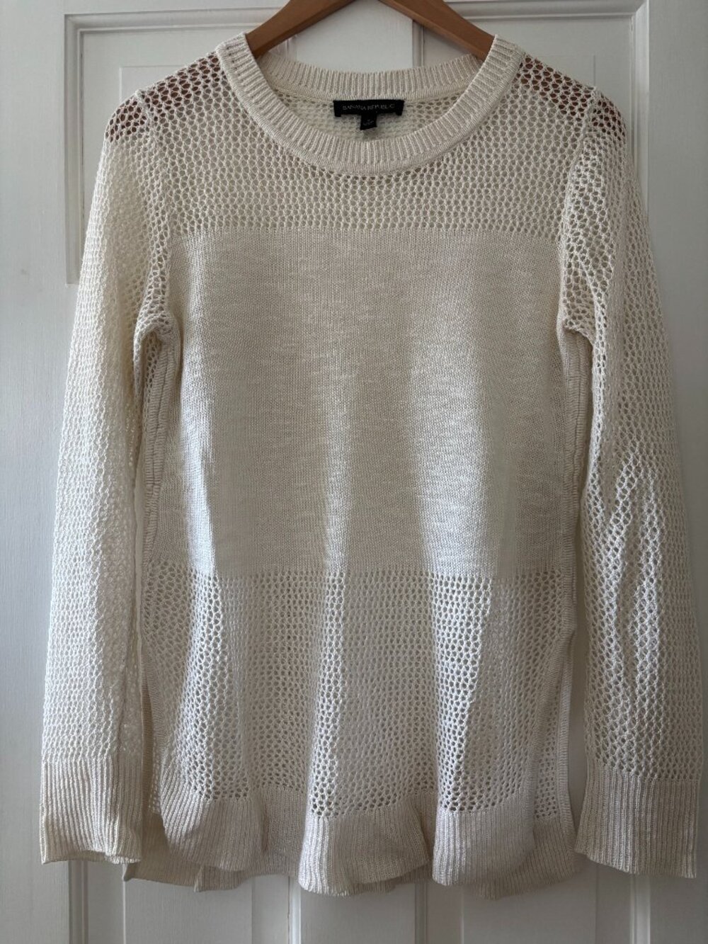 Banana Republic Ivory Crochet Knit Sweater in Small